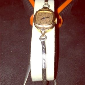1950’s-1970’s Ladies Bulova self-winding 17 jewel